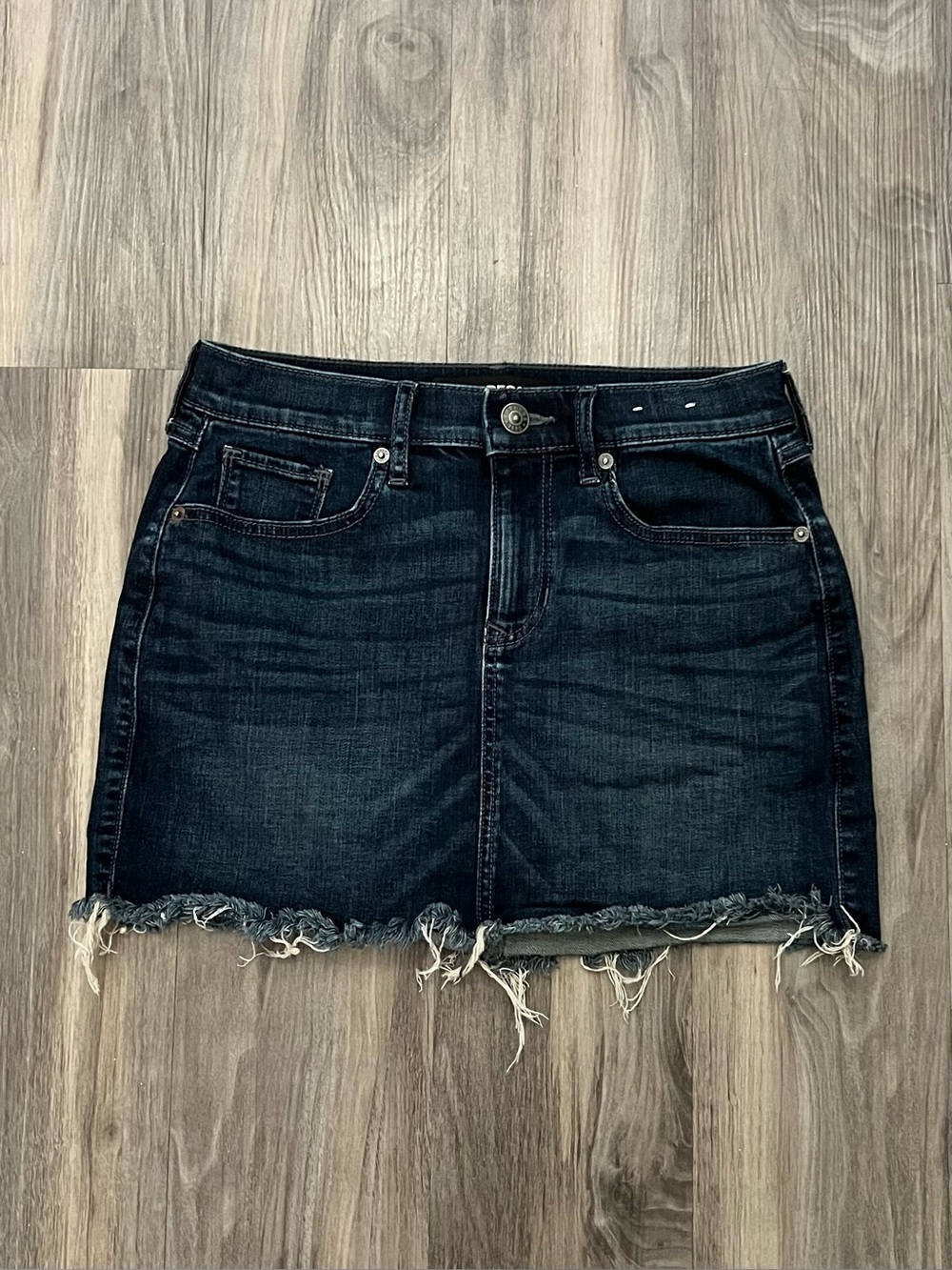 Express Indie Dark Wash Denim Mini Skirt | Size 2